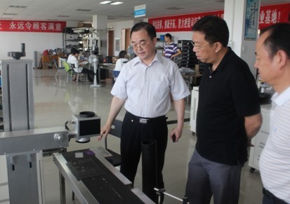 武漢市人社局李喬副局長一行來我司考察指導(dǎo)工作