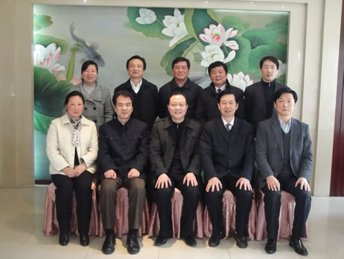 武漢市工商業(yè)聯(lián)合會余主席一行蒞臨我司指導(dǎo)工作