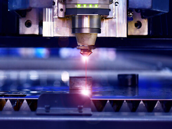 用于激光加工的電動可調(diào)透鏡——支持緊湊型2.5D/3D掃描頭和在線檢測